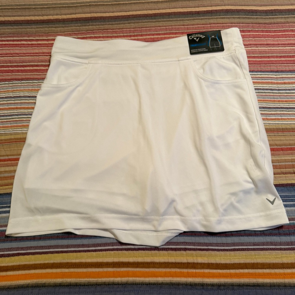 Callaway Women White TrueSculpt Opti-Dri Golf Skort Size Medium CGKBM903DS NEW